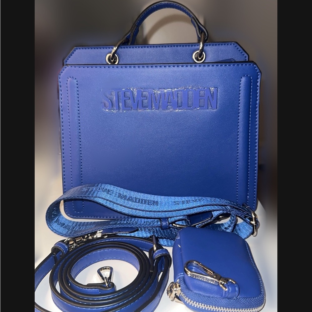Royal blue Steve Madden crossbody bag